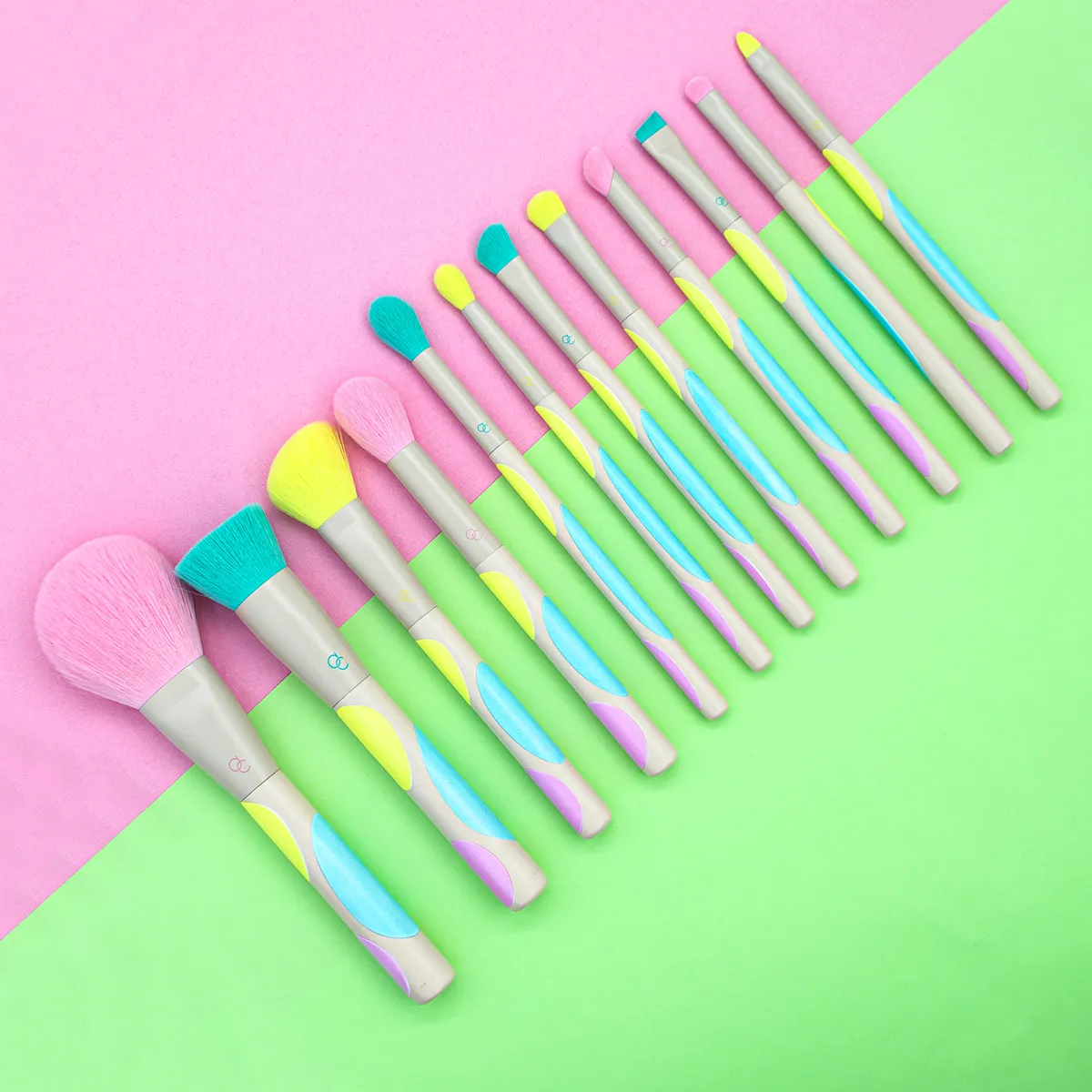 makeup brushes supplier